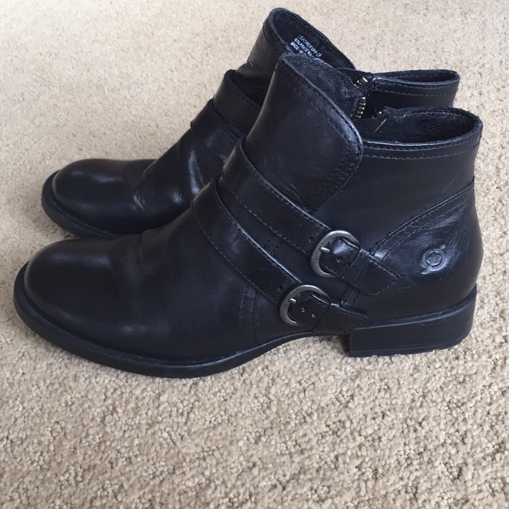 New Born Boots Black sz 8 Ret $160 1” Heel $80